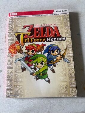 The Legend of Zelda: Tri Force Heroes Official Guide - Multicolor